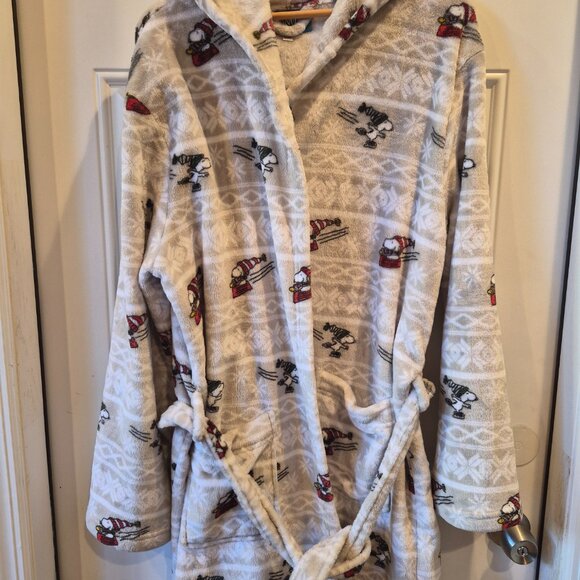 Snoopy Peanuts Christmas Robe Hoodie Belt Pockets Super Soft Berkshire L/XL - Picture 2 of 6